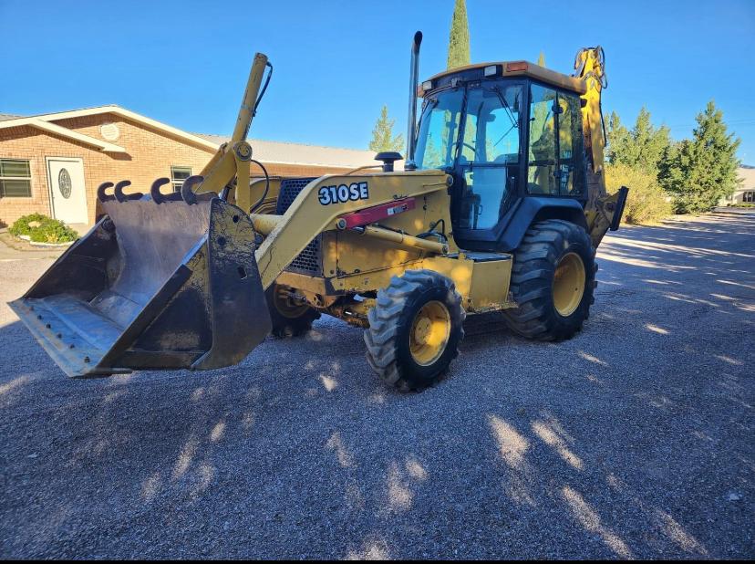 RETROEXCAVADORA JOHN DEERE 310SE VENDIDA